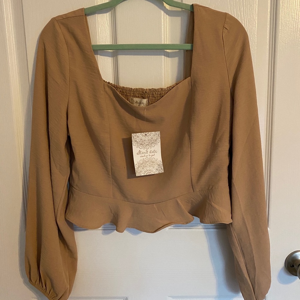 Tan/nude altar’d state cropped top